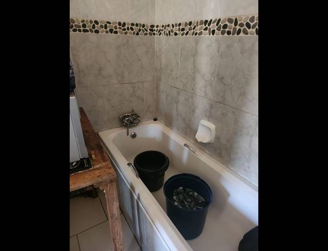 7 BEDROOM HOUSE FOR SALE IN TURFFONTEIN